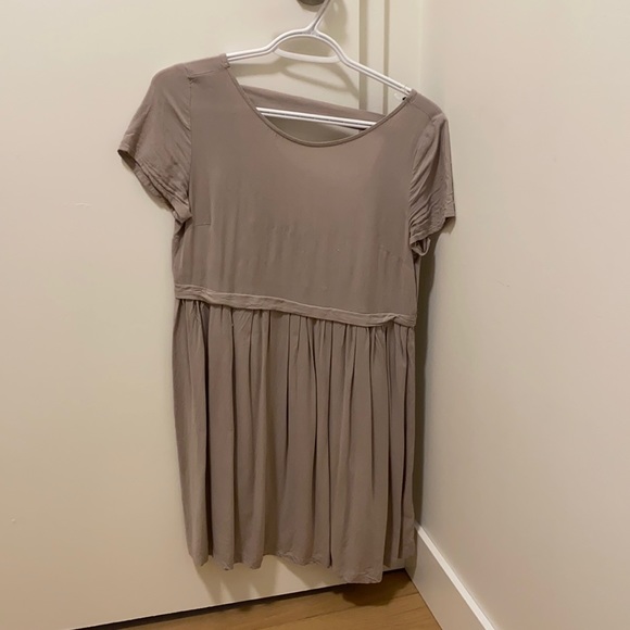 Dress - Picture 1 of 4